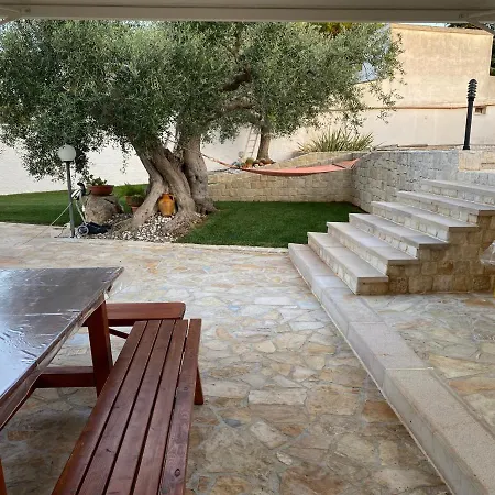 度假居 Trulli Del Relax