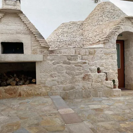 Trulli Del Relax 度假居