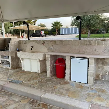 度假居 Trulli Del Relax 卡斯特拉纳格罗泰